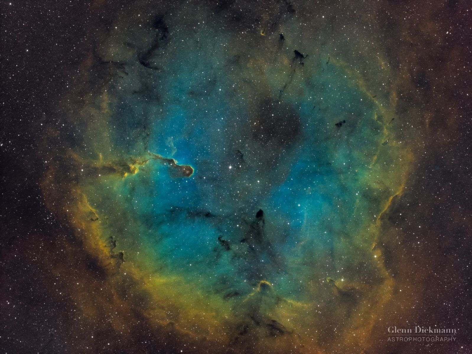IC 1396 Elephant Trunk in a Northern Rosette - by Glenn Diekmann (October 9, 2020) - Stellarvue StellarShot