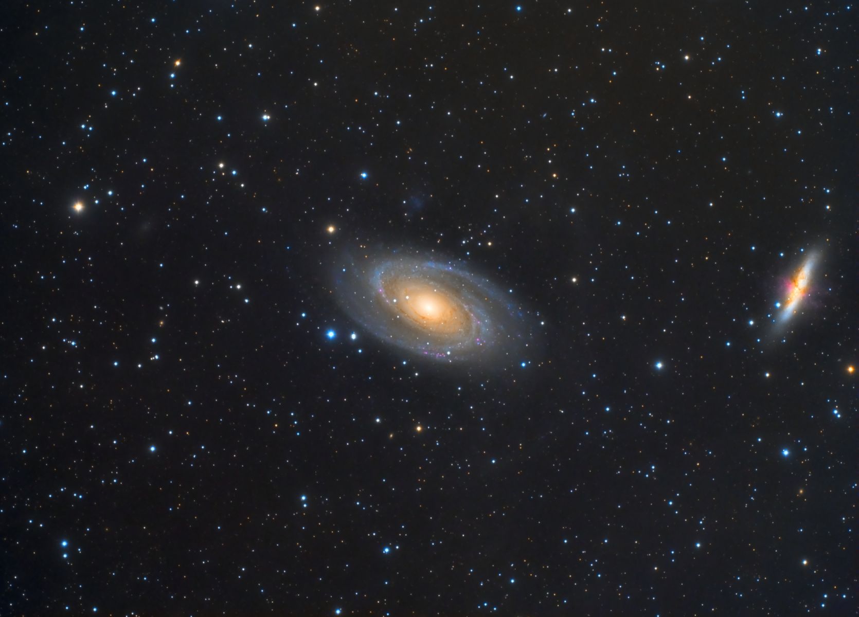 SVX102T-R - M81 & M82 - Stellarvue StellarShot